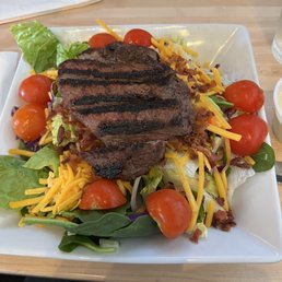 Steak salad