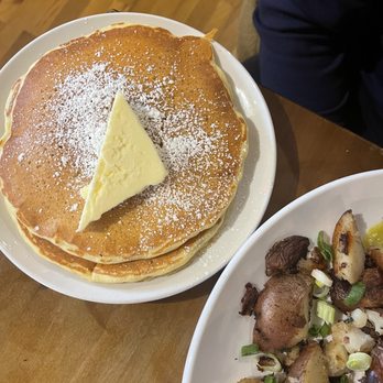 Simple Cafe - Pancakes - Breakfast & Brunch Near Me - Lake Geneva, Wisconsin Simple Cafe - Pancakes - Breakfast & Brunch Near Me - Lake Geneva, Wisconsin