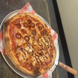 Pizzaissimo - Half bbq chicken half pepperoni
