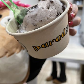 Paradis Ice Cream - Ice Cream & Frozen Yogurt Near Me - Seal Beach, California