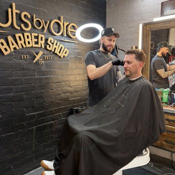 Cuts by Dre Barbershop - Barbers Near Me - Glendale, California Cuts by Dre Barbershop - Barbers Near Me - Glendale, California