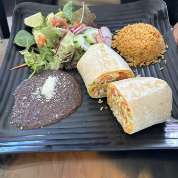 LA Cabanita - Chicken Burrito Lunch special - Mexican Near Me - Manahawkin, New Jersey