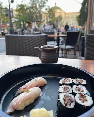 Blue Ribbon Sushi Bar & Grill by null