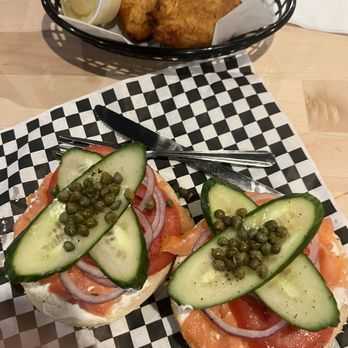 Born 2 Bagel - Lox, bagel, latkes - Breakfast & Brunch Near Me - Prospect, Kentucky