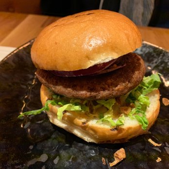 The Alchemist - Moving Mountains plant burger - Restaurants Near Me - London, XGL The Alchemist - Moving Mountains plant burger - Restaurants Near Me - London, XGL