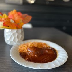El Rinconcito - Rico Mole con arroz