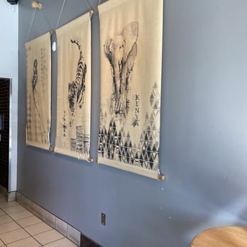 Starbucks - Coffee & Tea Near Me - Los Angeles, California