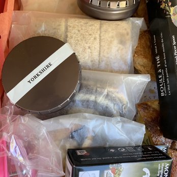 Robinsons Tea Room - British to go box - Desserts Near Me - Stony Brook, New York
