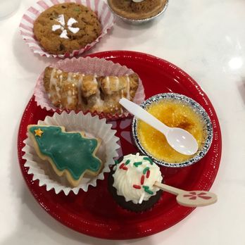Cravin' Confections Dessert Bar - Yummy - Patisserie/Cake Shop Near Me - Wake Forest, North Carolina Cravin' Confections Dessert Bar - Yummy - Patisserie/Cake Shop Near Me - Wake Forest, North Carolina