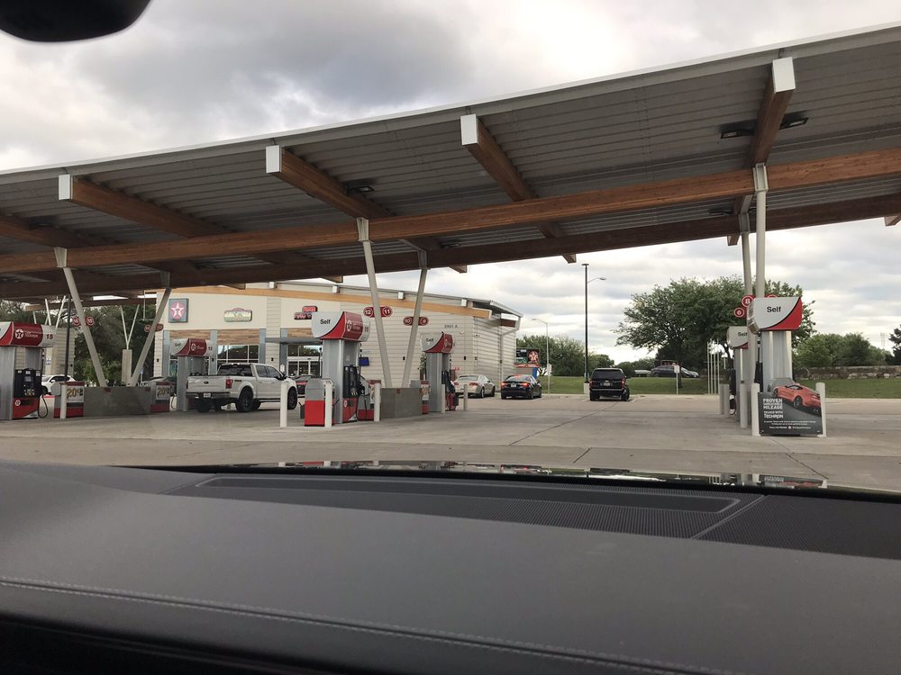 AUSTIN AIRPORT CELL PHONE LOT 14 Photos & 16 Reviews 28303026