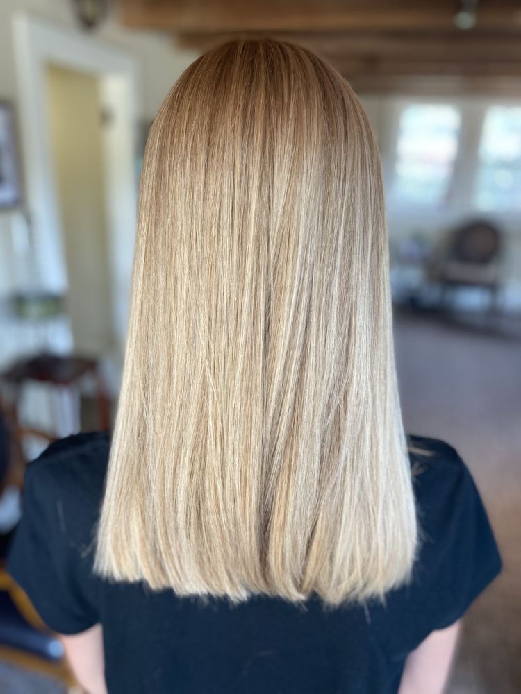 FLICKER & FINCH SALON AND BOUTIQUE Updated September 2024 34 Photos