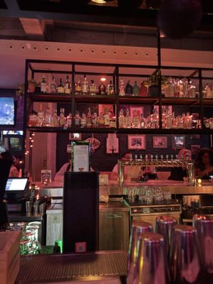 Tribute Hollywood by null