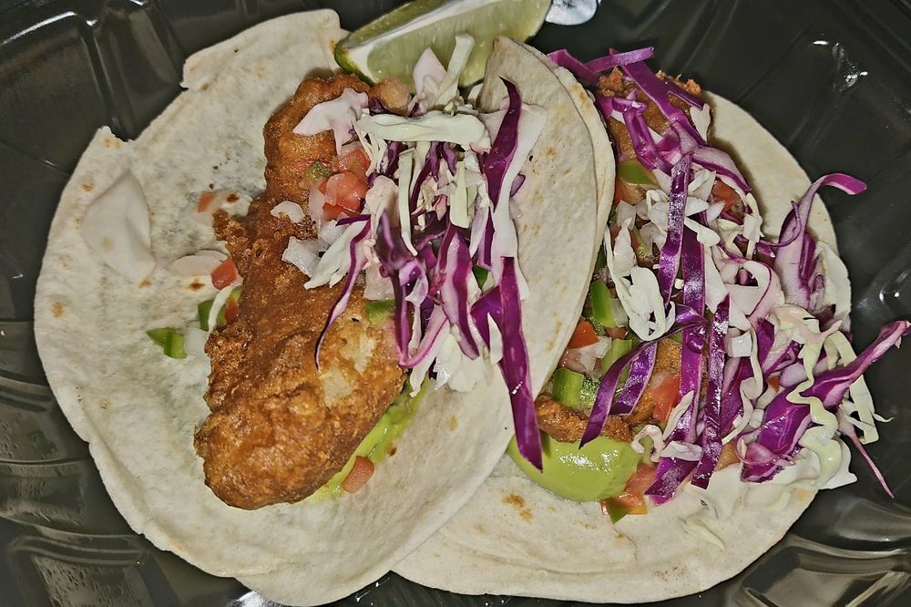 FINS N WINGS Updated October 2024 43 Photos & 18 Reviews 776 N