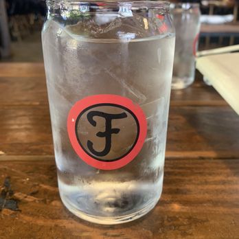 Finney's Crafthouse - Burbank - High Quality H2o - New American Near Me - Burbank, California