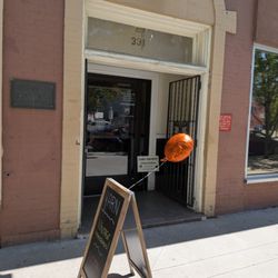 Yarn Shoppe Denver - Building front door entrance to Yarn Shoppe Denver!