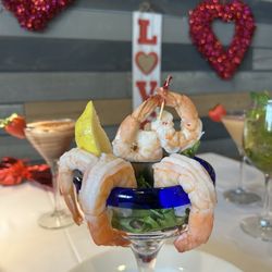 Oscar's II Restaurant & Bar - Shrimp cocktail