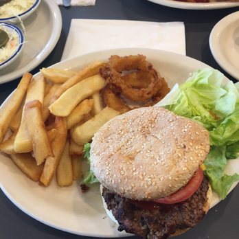 North Shore Diner - Cheeseburger deluxe - Diners Near Me - Flushing, New York North Shore Diner - Cheeseburger deluxe - Diners Near Me - Flushing, New York