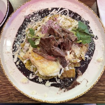 Madres Brunch - Chilaquiles verdes with steak - Breakfast & Brunch Near Me - Whittier, California