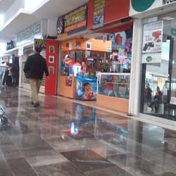 Cibercafé Plaza Fiesta Coapa - Este lugar es papelería, cibercafé, venden bebidas y te arreglan todo para sacar tu visa americana