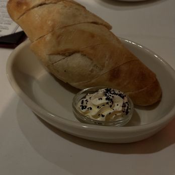 Sullivan's Steakhouse - Bread - Steakhouses Near Me - Baton Rouge, Louisiana