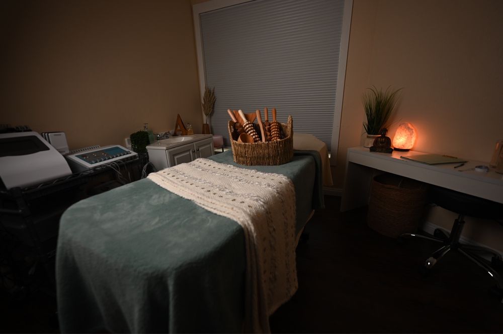 ANDREA’S BODY SCULPTING Request Information 10 Photos 7660 Fay