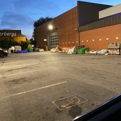 Handyman Hardware - Mulch selection and warehouse entrance
