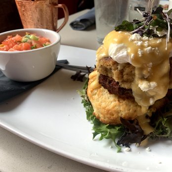 B Matthews Eatery - Crab cake benedict - New American Near Me - Savannah, Georgia