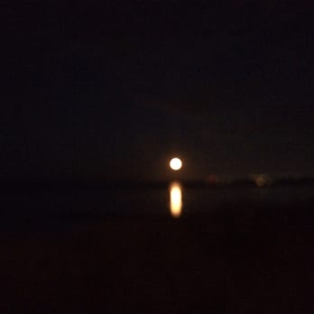 Barangas on the Beach - Setting sun (or rising moon?) - Greek Near Me - Hamilton, Ontario