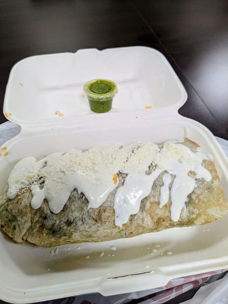 Food from Queen Of Tacos