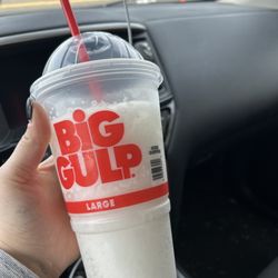 7-Eleven - Pina colada slurpee