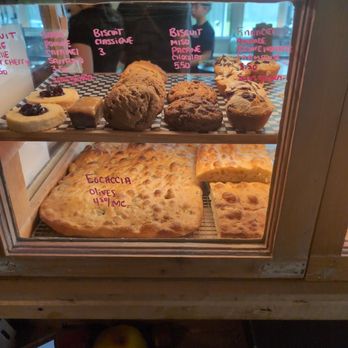 Tompol le Café - Themed Cafes Near Me - Saint-Lazare, Quebec Tompol le Café - Themed Cafes Near Me - Saint-Lazare, Quebec