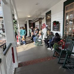 Applewood Farmhouse Restaurant - Wraparound Porch