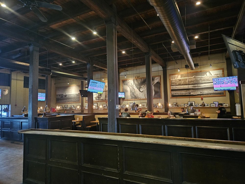 Cricket's Grill & Draft House