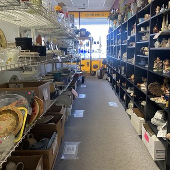 Treasures Galore Indoor Thrift Store - Glassware - Thrift Stores Near Me - Eagan, Minnesota