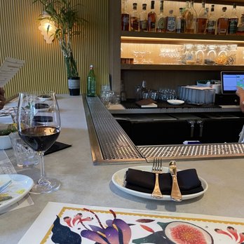 Da Gama - Bar view - Indian Near Me - Houston, Texas Da Gama - Bar view - Indian Near Me - Houston, Texas