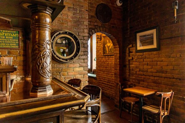 Hurley's Irish Pub by null