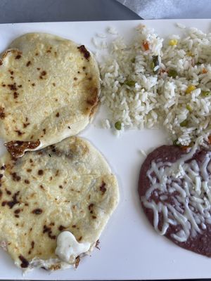 Salvadorian Cuisine by null