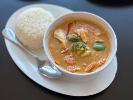 Beyond Thai Cafe by null