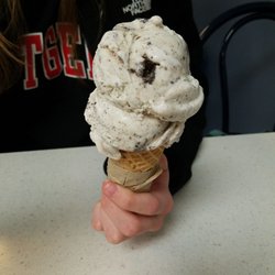 Super Sundaes Ice Cream