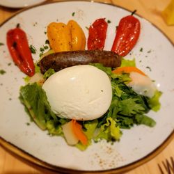 Pellegrini Cucina Italiana - Great Salizz burrata appetizer