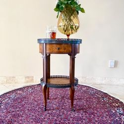 Arman Fine Rugs - 4th Ave Rug Gallery - We have the most beautiful selection of round rugs.