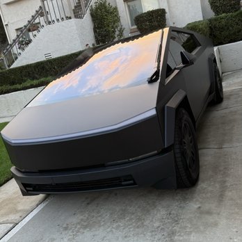 SD Auto Enhancers - Full Vinyl Wrap on SUV, Vans or XL Vehicles - Auto Customization Near Me - San Diego, California SD Auto Enhancers - Full Vinyl Wrap on SUV, Vans or XL Vehicles - Auto Customization Near Me - San Diego, California