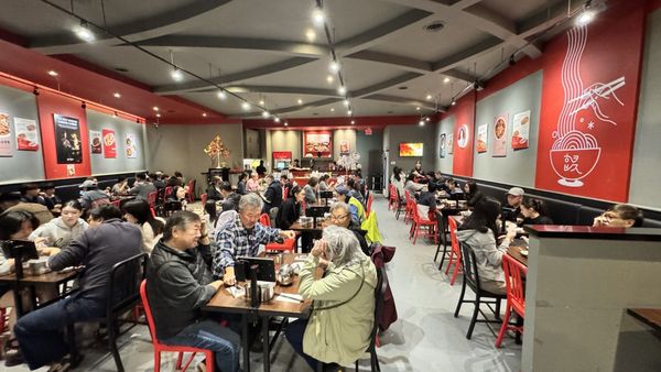 Paik's Noodle North York 홍콩반점 by null