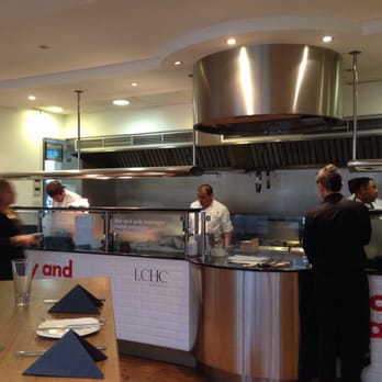 OKN1 - Kitchen area - British Near Me - London, XGL
