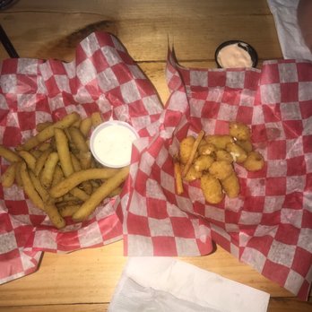 Mam's Rusted Skillet - Fried pickles and cheese curds - New American Near Me - Laurelville, Ohio