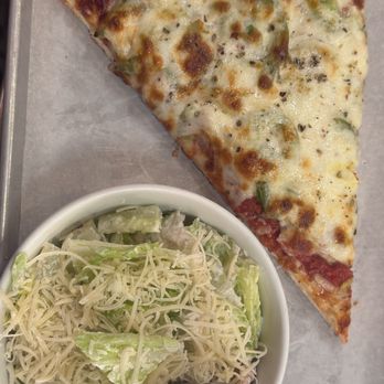 Zachary's Chicago Pizza - Lunch Special- Veggie slice - Pizza Near Me - Berkeley, California