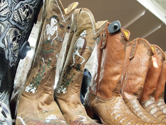 Allens Boots by null