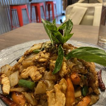 Thai Hot Box - Drunken noodle with chicken - Thai Near Me - New York, New York Thai Hot Box - Drunken noodle with chicken - Thai Near Me - New York, New York