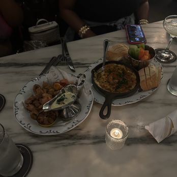 Loch Bar - Philly - Calamari and crab dip - Seafood Near Me - Philadelphia, Pennsylvania