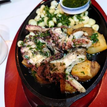 Mares Real Peruvian Cuisine - Grilled octopus (pulpo) with roasted potatoes. Huge portion! - Peruvian Near Me - Winter Park, Florida